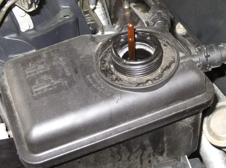 BMW coolant reservoir