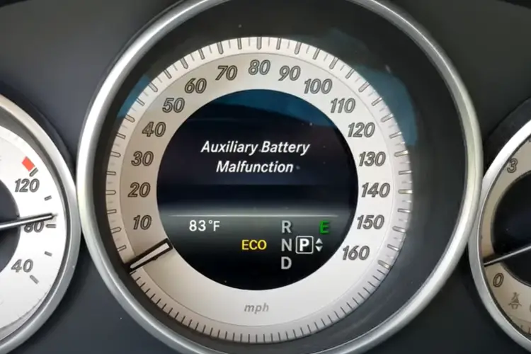 Auxiliary Battery Malfunction Mercedes