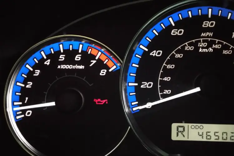 subaru oil pressure warning light