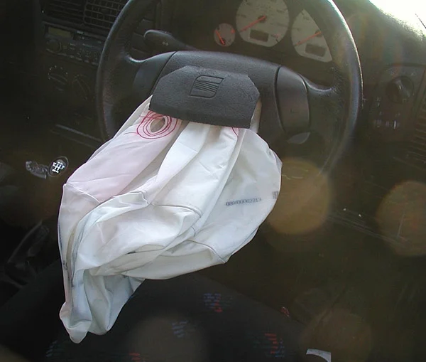 When there’s a short in the side airbag on the driver’s side, the B1047 happens