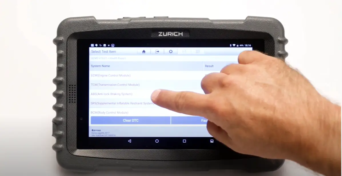 Zurich ZR Pro ofrece informes completos de estado del sistema